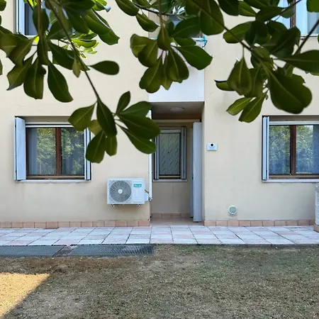 Parisi San Vendemiano - A Due Passi Da Conegliano * Capo di Sotto